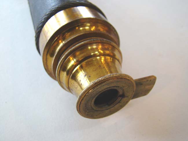 A near 'Mint' condition Antique Two-draw ship Captain's Telescope, probably English, circa 1850 — image 2